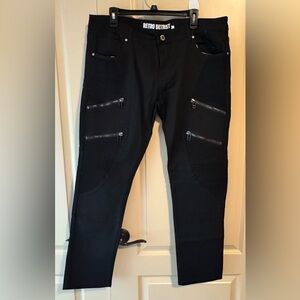Men's Black Cargo Pants with Zipper Accents